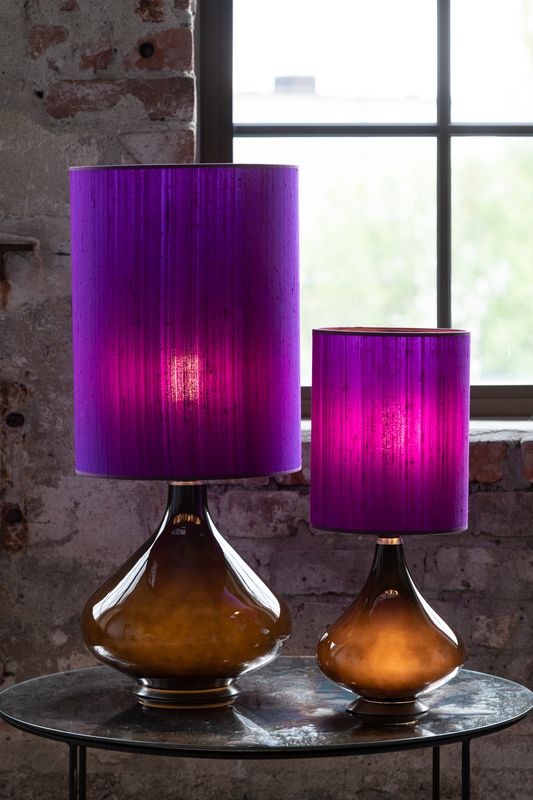 Flavia negra, Seda Morada, H 70cm